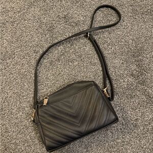 Elegant Black Quilted Shoulder Bag